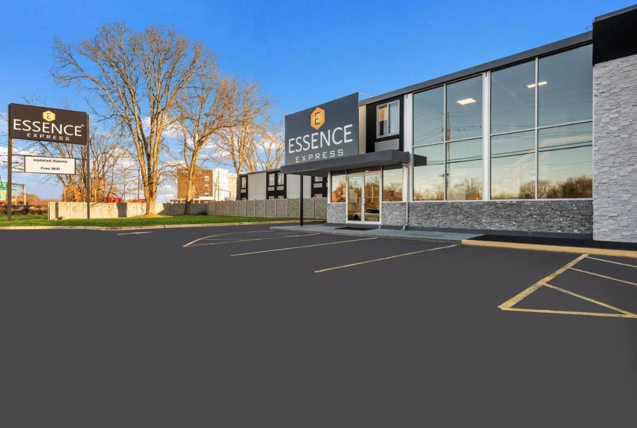Essence Express Wayne Hotel Exterior foto