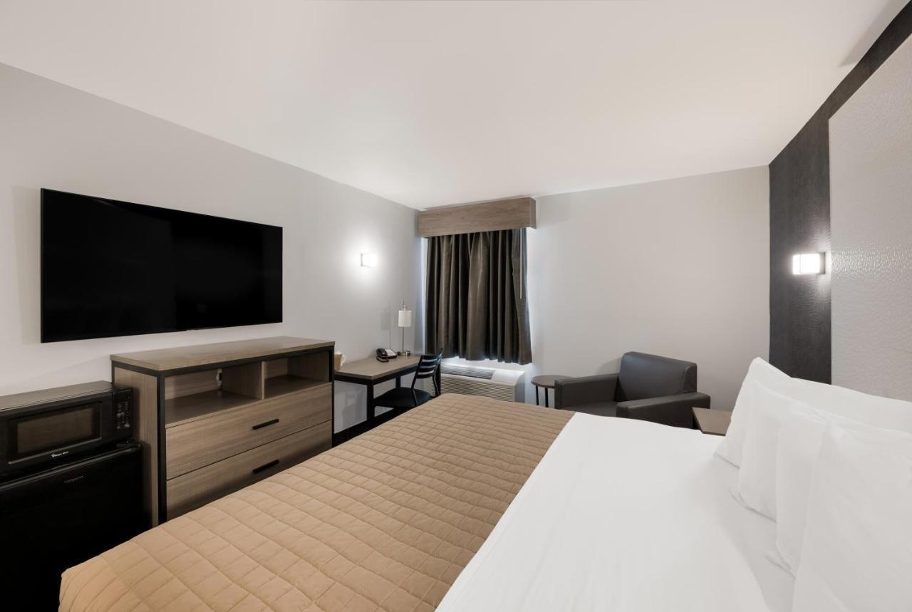 Essence Express Wayne Hotel Exterior foto